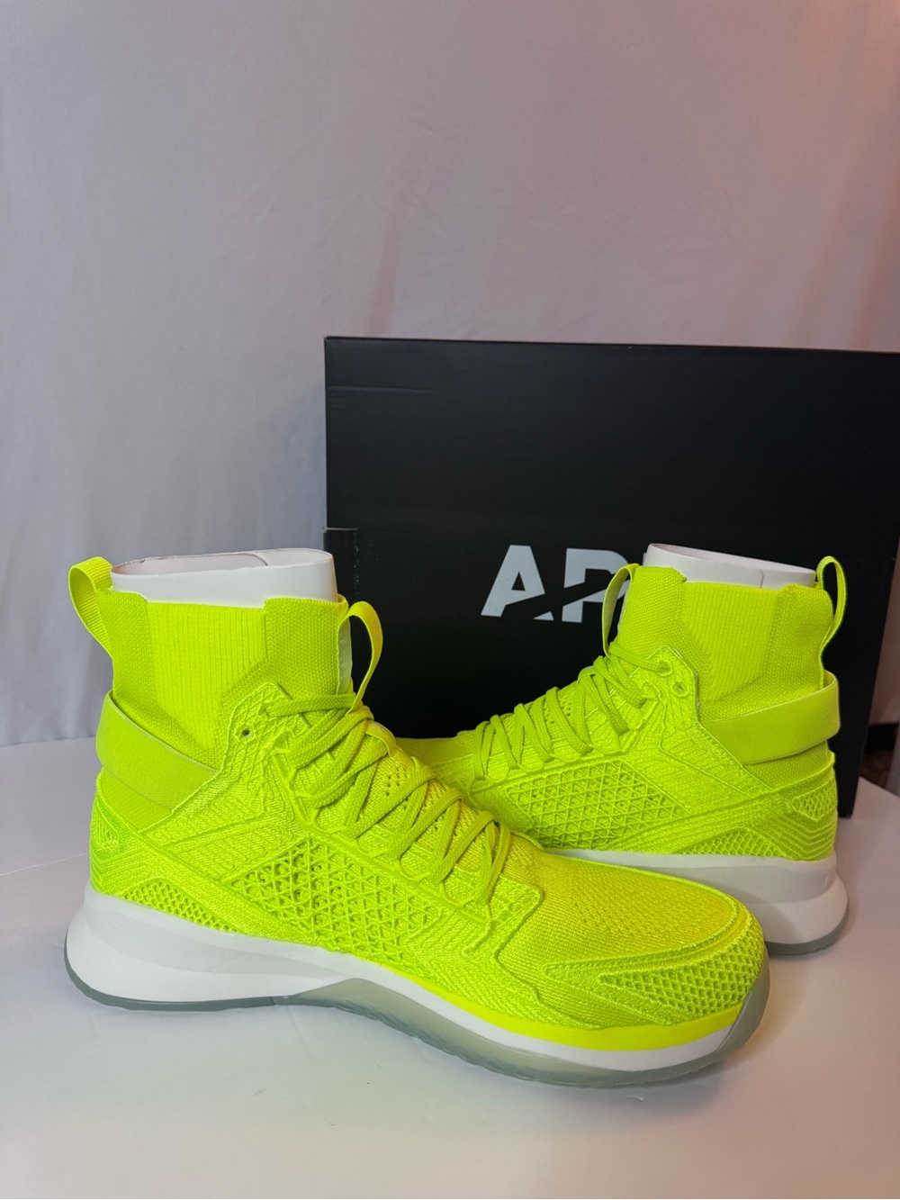 Neon Yellow High-Top Basketball Concept X Mens size 10 Neon